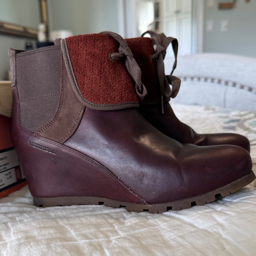 Merrell Cinnamon Smooth Heeled Boots